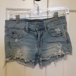 American Eagle Shortie Stretch Shorts Size 4